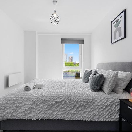 Harboview Haven Waterfront Apartment Manchester Exterior photo