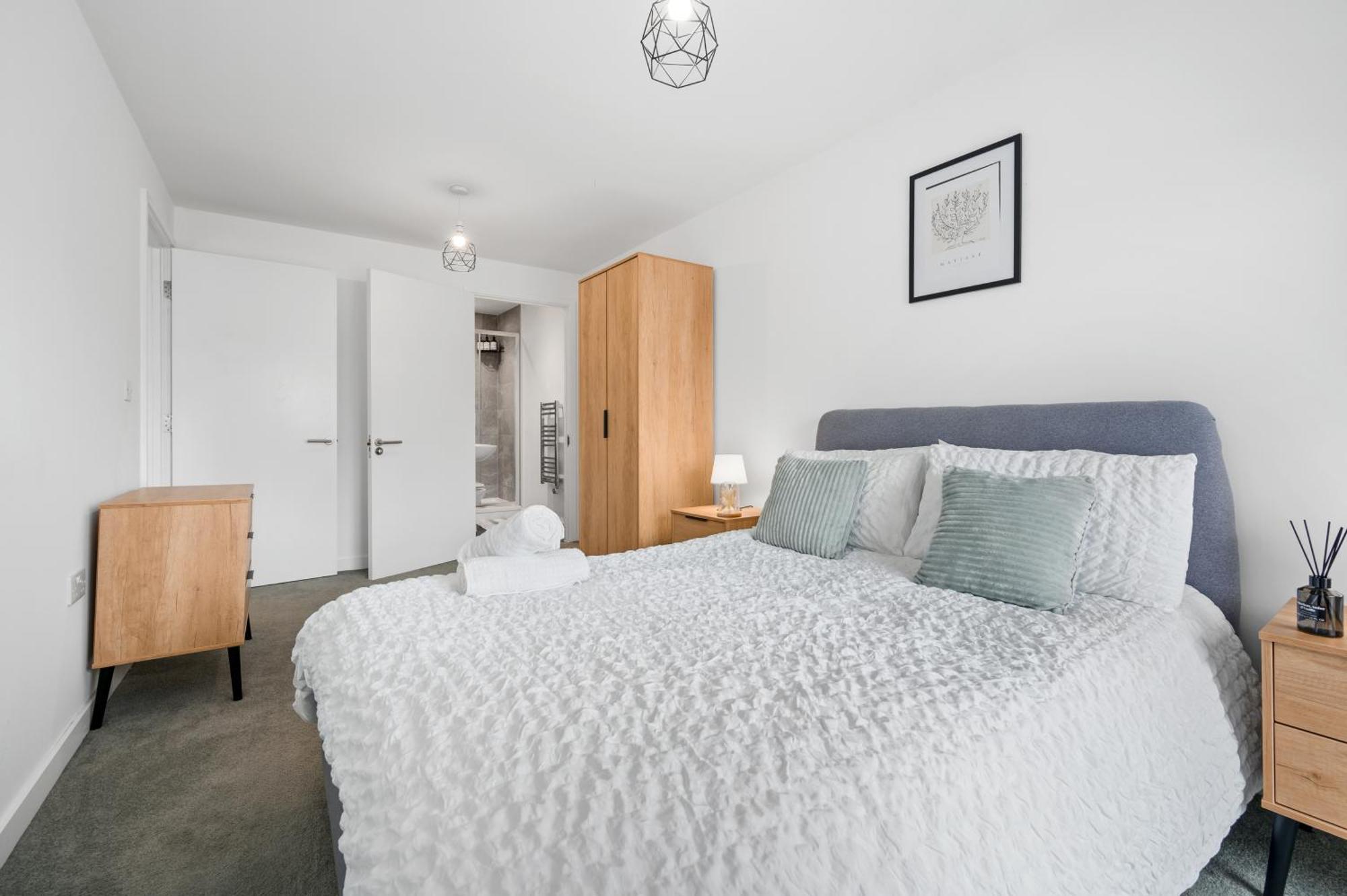 Harboview Haven Waterfront Apartment Manchester Exterior photo