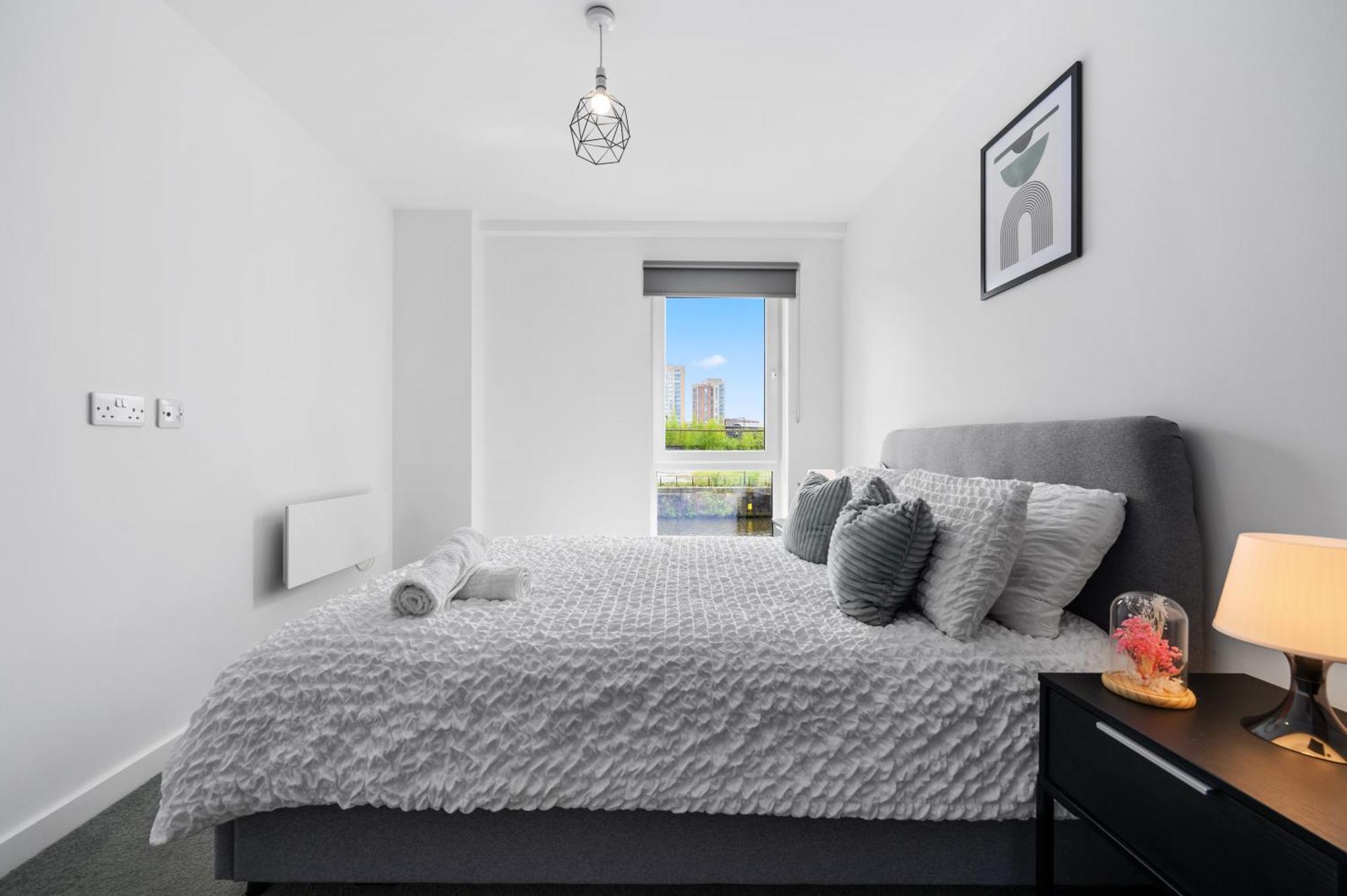 Harboview Haven Waterfront Apartment Manchester Exterior photo
